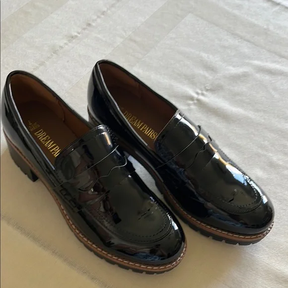 NWNT DREAM PAIRS Women’s Loafers Shoes Black Size 7 - Picture 2 of 5